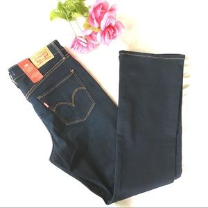 NWT - Levi’s 315 bootcut jeans size 29
